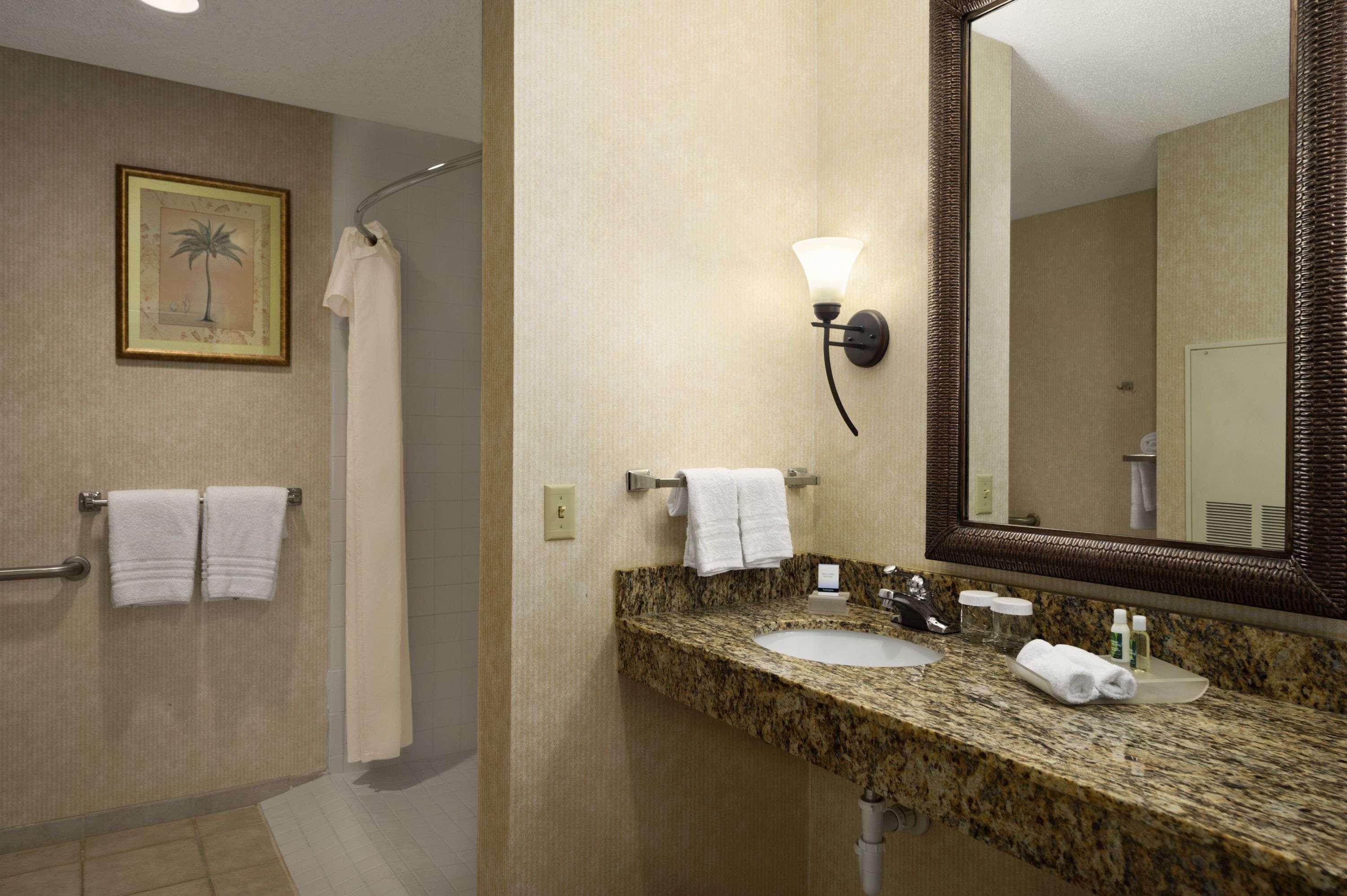 Hawthorn Suites By Wyndham Jacksonville Bagian luar foto
