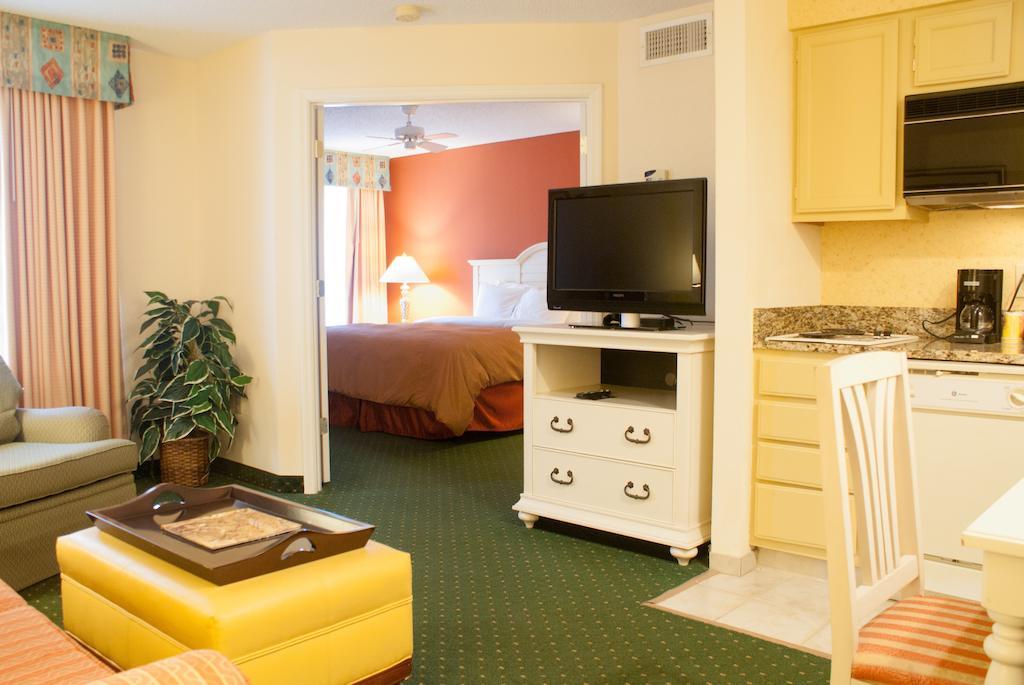 Hawthorn Suites By Wyndham Jacksonville Ruang foto