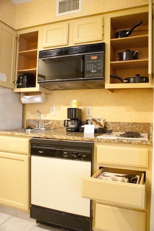 Hawthorn Suites By Wyndham Jacksonville Ruang foto