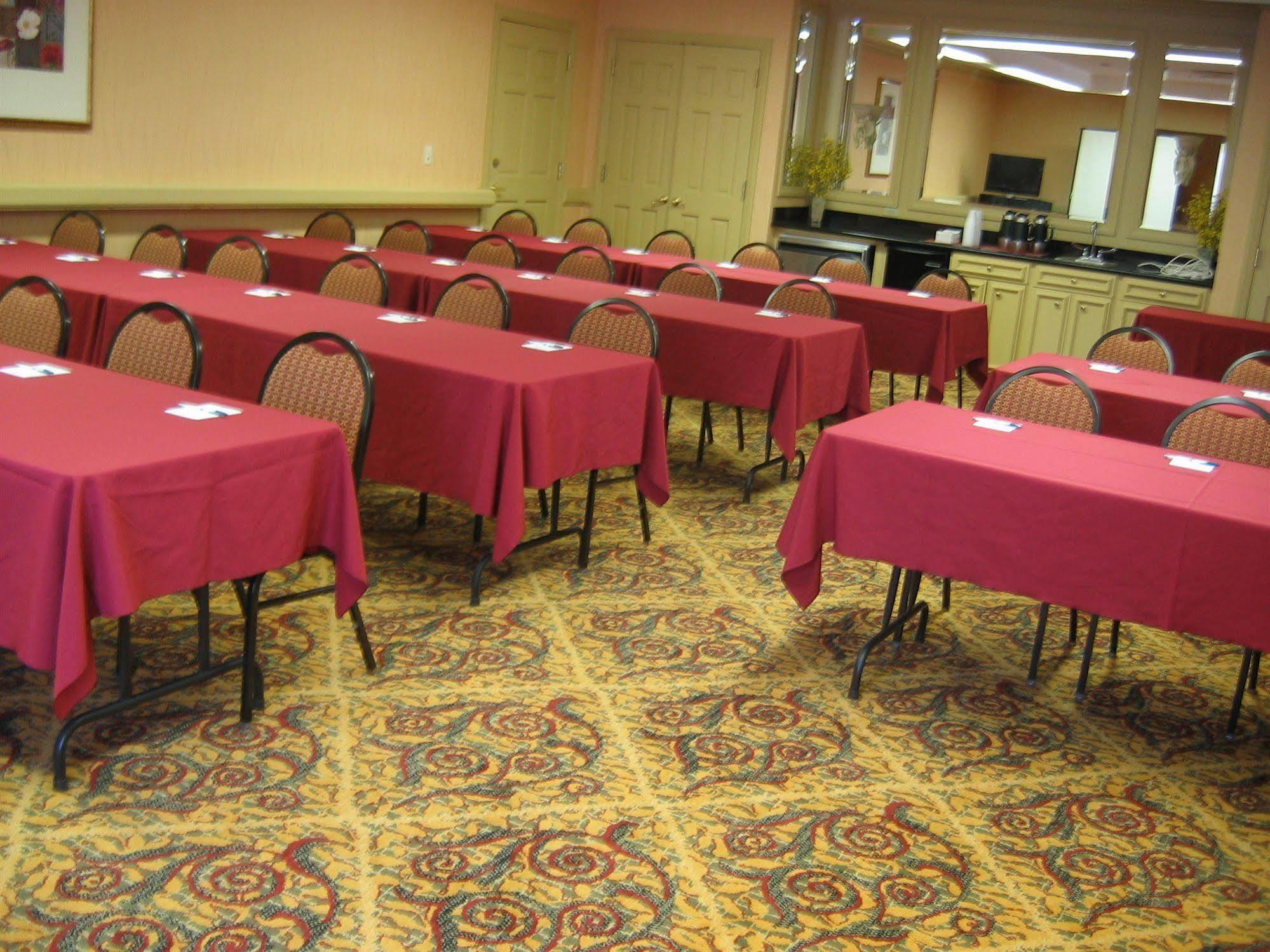 Hawthorn Suites By Wyndham Jacksonville Bagian luar foto