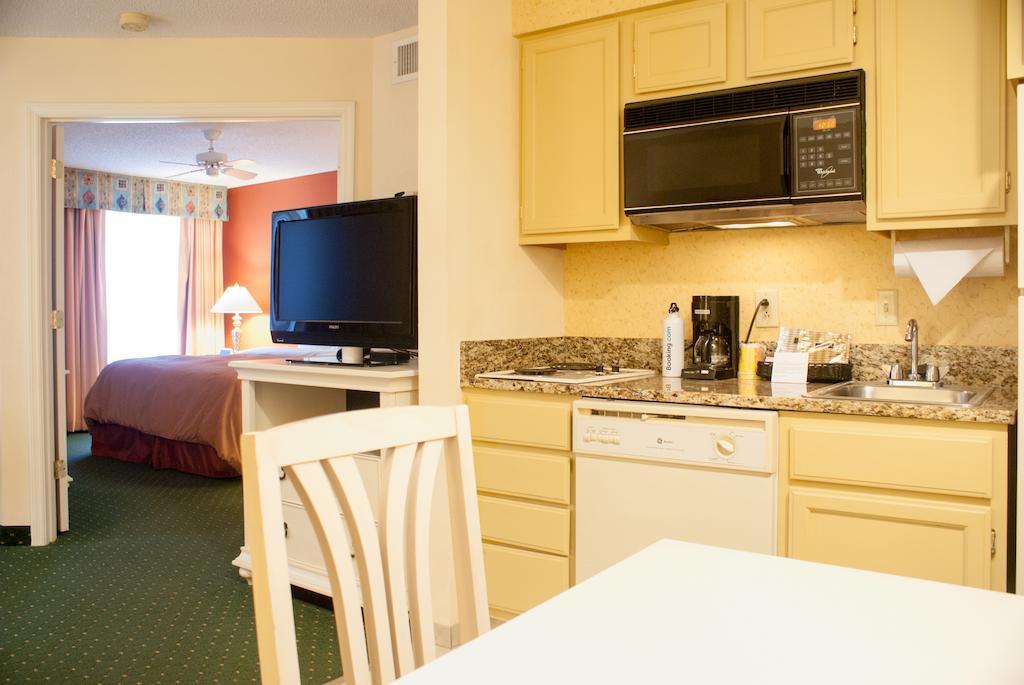 Hawthorn Suites By Wyndham Jacksonville Bagian luar foto