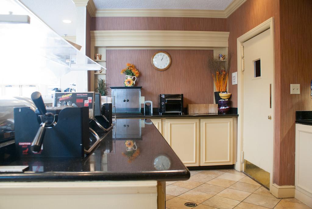 Hawthorn Suites By Wyndham Jacksonville Bagian luar foto
