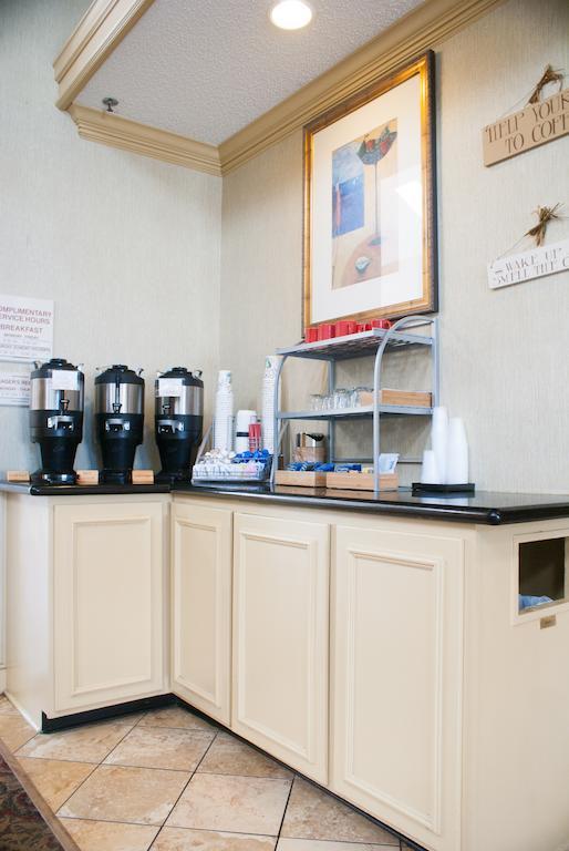 Hawthorn Suites By Wyndham Jacksonville Bagian luar foto