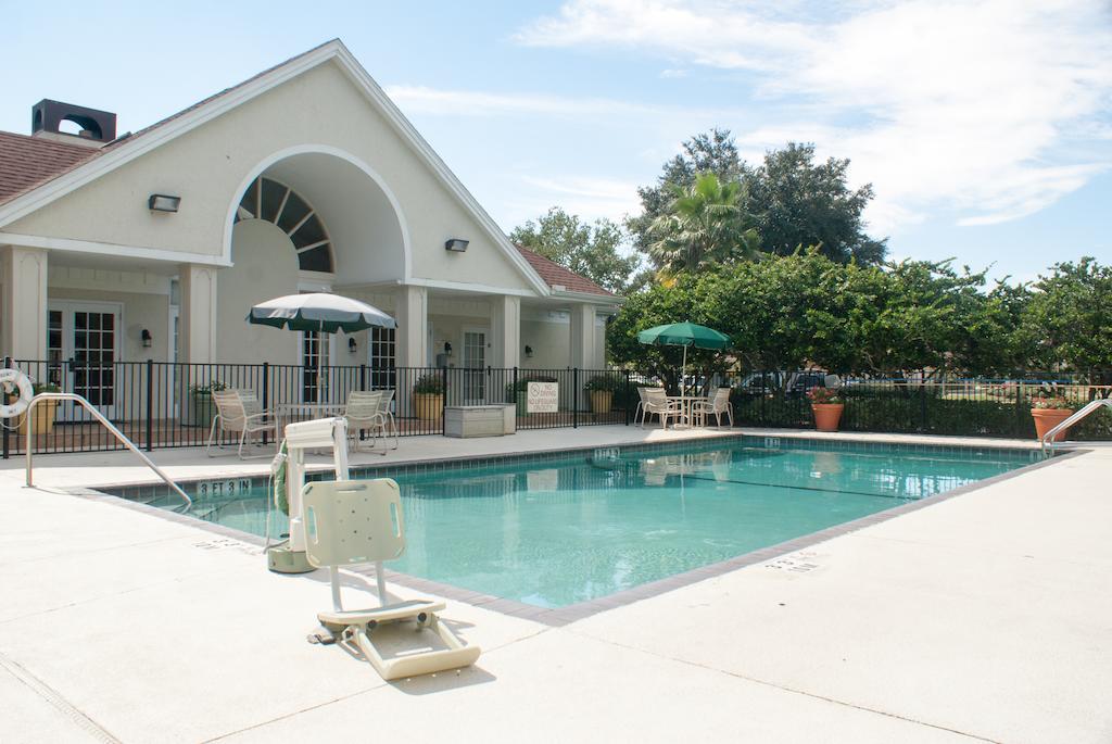 Hawthorn Suites By Wyndham Jacksonville Bagian luar foto