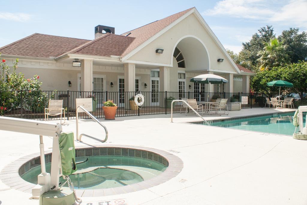 Hawthorn Suites By Wyndham Jacksonville Bagian luar foto